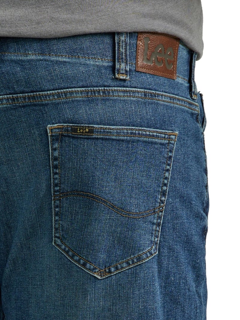 Lee Men's Big & Tall Extreme Motion Straight Taper Jean Maddox 48W x 32L - Image 3